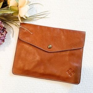 Patricia Nash Heritage MIDI Envelope Clutch or iPad Case
